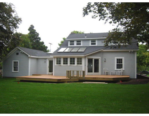 7 Prospect Road Mattapoisett, MA 02739 - Photo 9 of 10 Gallery Image 9