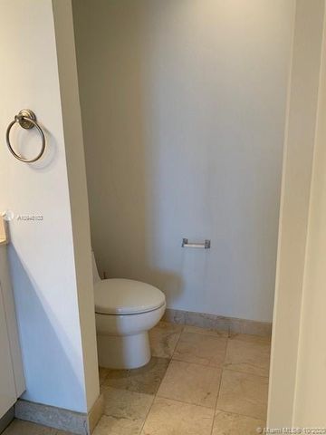 $450,000 | 3330 Northeast 190th Street, Unit 1818, Aventura, FL 33180