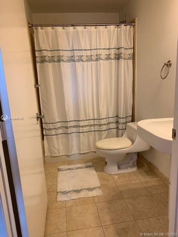 $450,000 | 3330 Northeast 190th Street, Unit 1818, Aventura, FL 33180