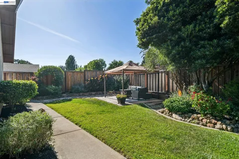 $1,699,000 | 7403 Hillsdale Drive, Pleasanton, CA 94588