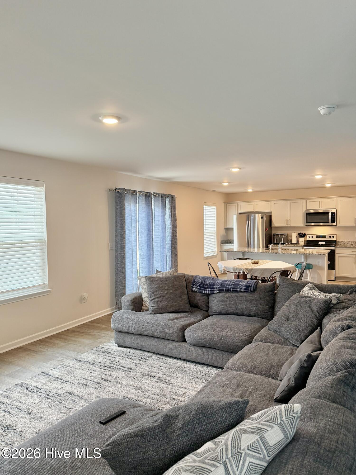 4080 Debbie Drive Ayden, NC 28513 - Photo 11 of 27 Livingroom 1