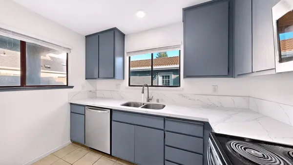 $999,999 | 3661 La Mancha Place, Turlock, CA 95382