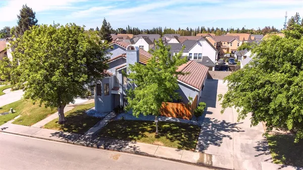 $999,999 | 3661 La Mancha Place, Turlock, CA 95382