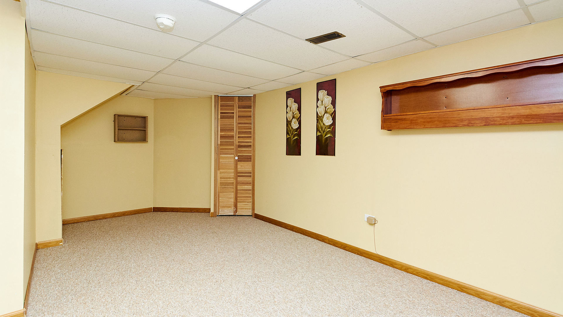 1989 West Cobblestone Road, Unit 1989 Romeoville, IL 60446 - Photo 37 of 51 a view of an empty room