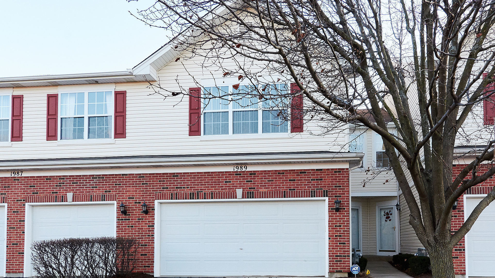 1989 West Cobblestone Road, Unit 1989 Romeoville, IL 60446 - Photo 39 of 51 front view of a house