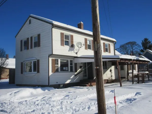 $189,900 | 8 Gibbons Court, Brewer, ME 04412