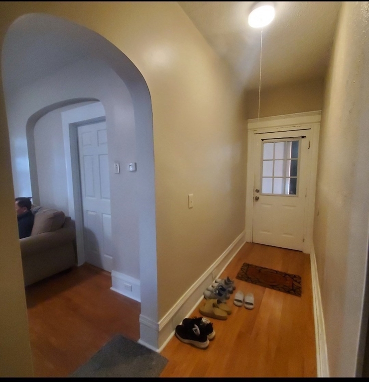 50 Hollywood Street, Unit 2 Springfield, MA 01108 - Photo 3 of 7