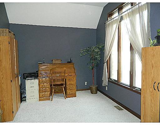 9065 Knouff Road Piqua, OH 45356 - Photo 10 of 24