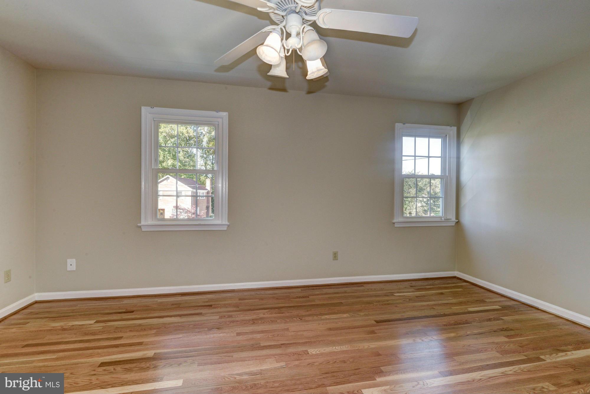 8400 Postoak Road Potomac, MD 20854 - Photo 16 of 26 Bedroom (Master)