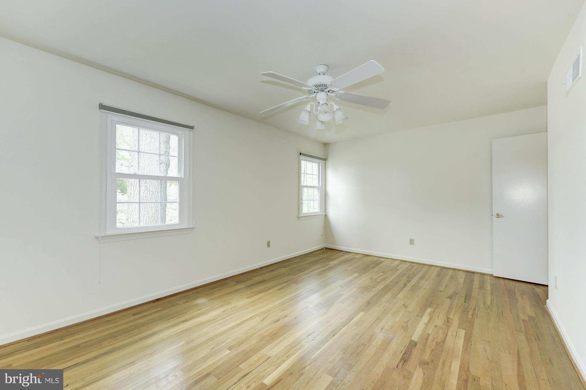 8400 Postoak Road Potomac, MD 20854 - Photo 17 of 26 Bedroom (Master)