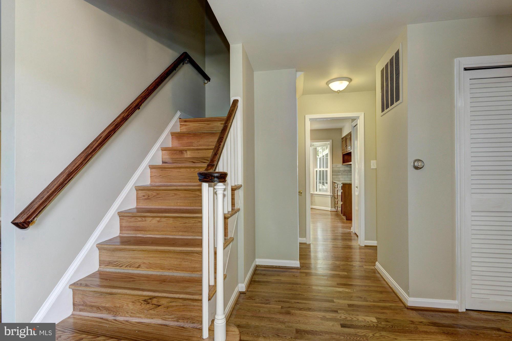 8400 Postoak Road Potomac, MD 20854 - Photo 3 of 26 Interior (General)