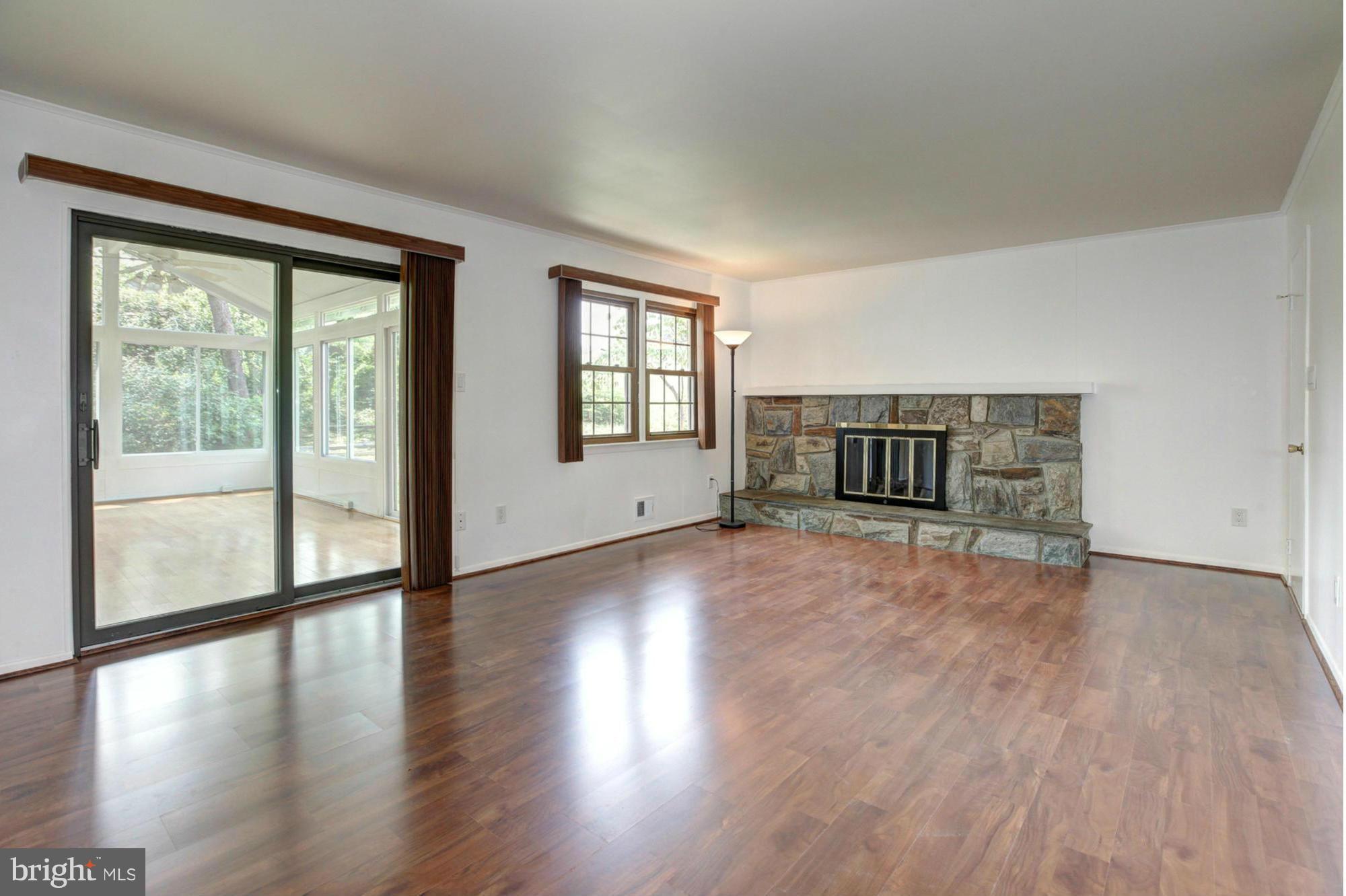 8400 Postoak Road Potomac, MD 20854 - Photo 10 of 26 Family Room