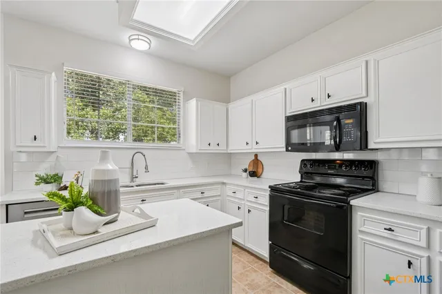 $370,000 | 1110 Blue Fox Drive, Austin, TX 78753