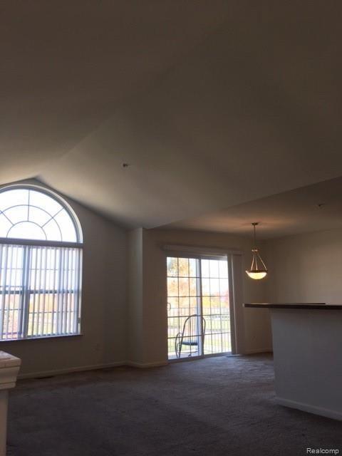 29603 Fox Run Circle Warren, MI 48092 - Photo 4 of 63