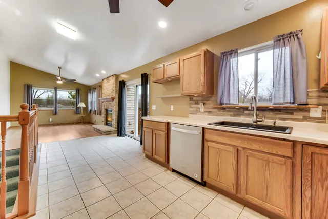 $238,500 | 134 Fossil Lake Road, Wilmington, IL 60481