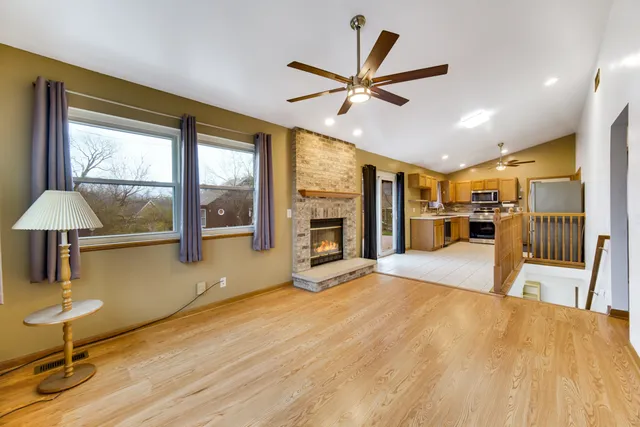 $238,500 | 134 Fossil Lake Road, Wilmington, IL 60481