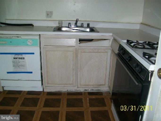 Kitchen #2