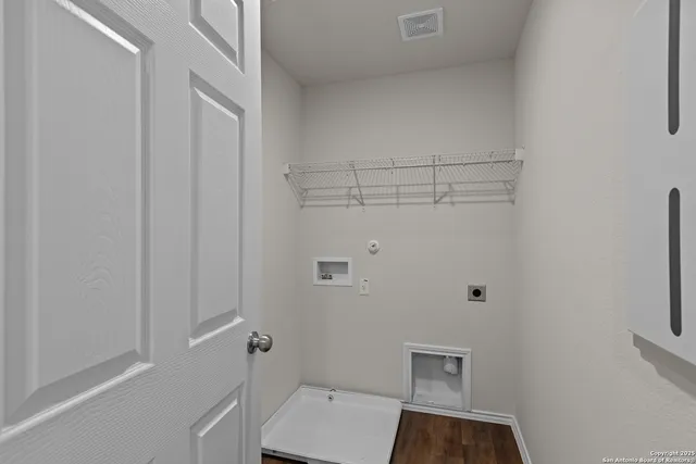 $271,663 | 4121 Lily Glade Lane, Seguin, TX 78155