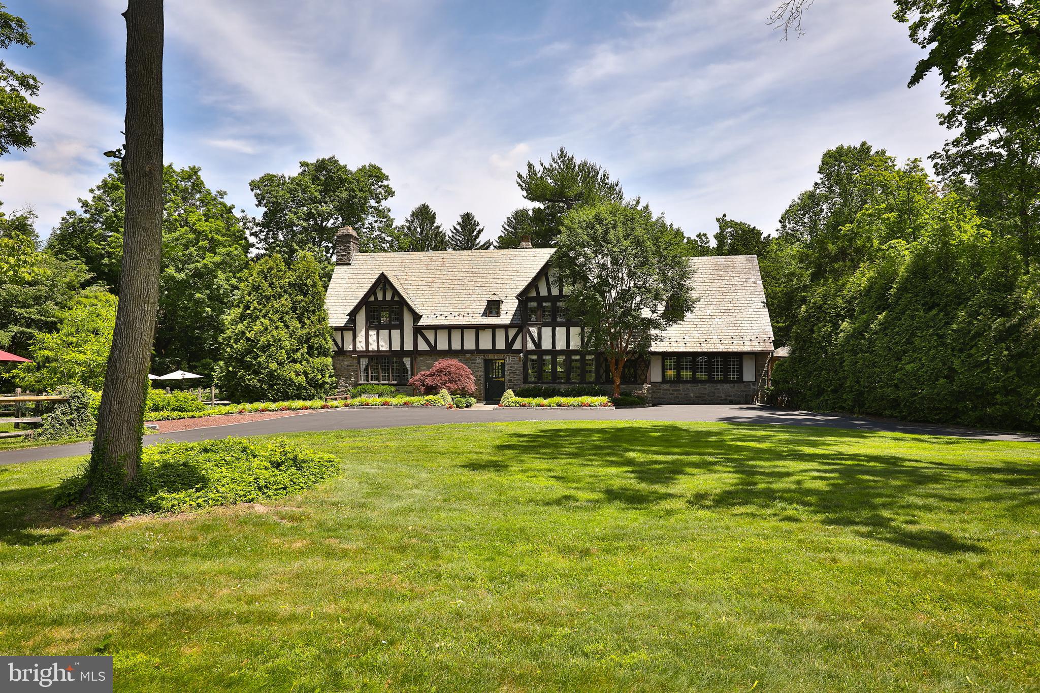 1335 Pepper Road Jenkintown, PA 19046 - Photo 54 of 55 Front of house