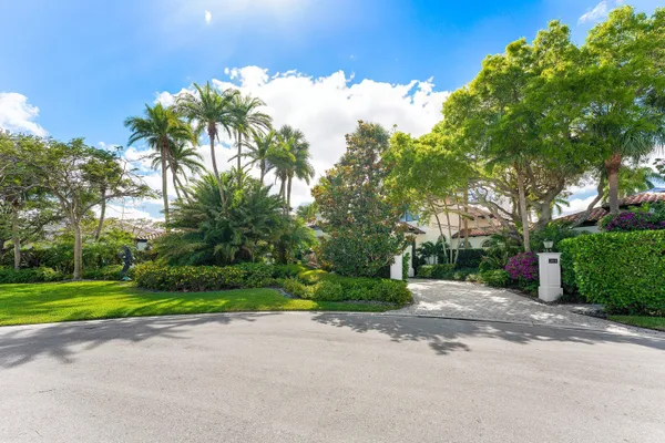 $19,995,000 | 13101 Monet Lane, Palm Beach Gardens, FL 33410