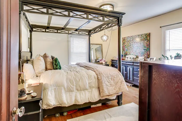 $440,000 | 453 Chestnut Street, Valparaiso, IN 46385