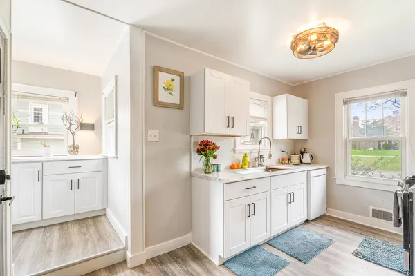 $435,000 | 453 Chestnut Street, Valparaiso, IN 46385