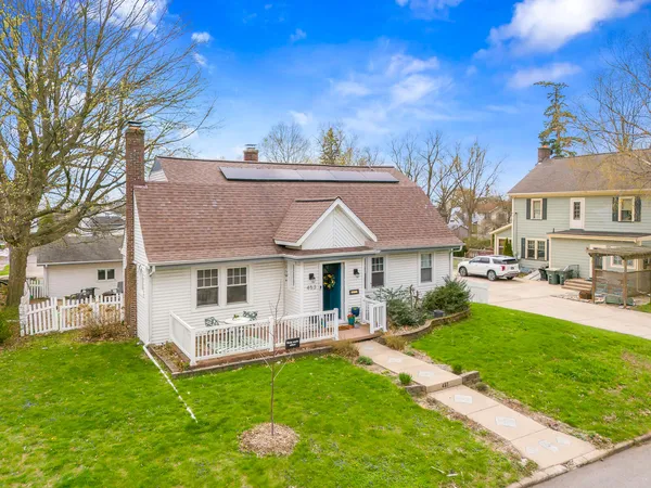 $435,000 | 453 Chestnut Street, Valparaiso, IN 46385