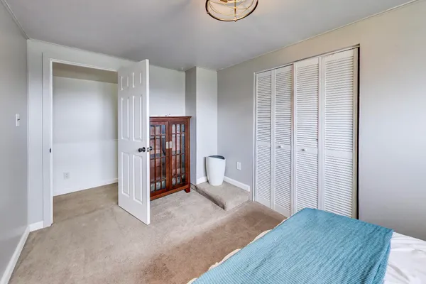 $435,000 | 453 Chestnut Street, Valparaiso, IN 46385