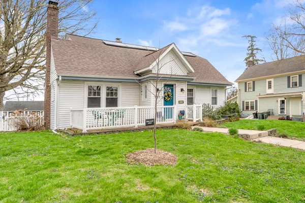 $435,000 | 453 Chestnut Street, Valparaiso, IN 46385