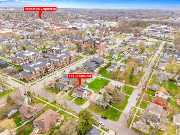 $435,000 | 453 Chestnut Street, Valparaiso, IN 46385