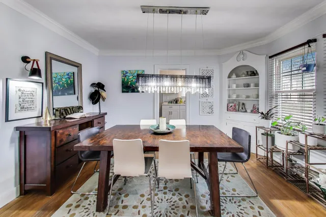 $440,000 | 453 Chestnut Street, Valparaiso, IN 46385