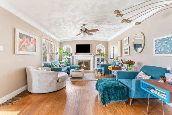 $435,000 | 453 Chestnut Street, Valparaiso, IN 46385