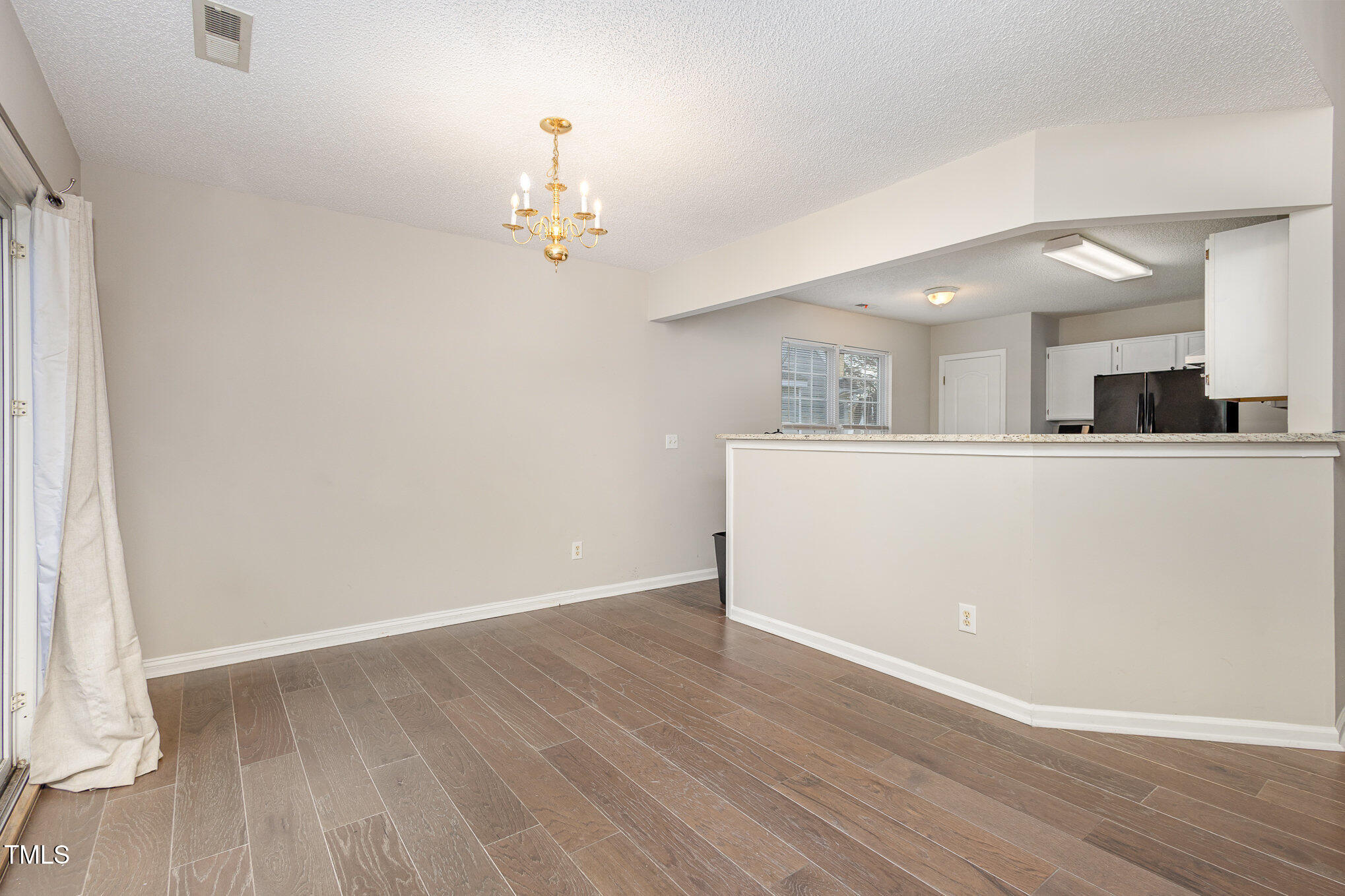 4331 Crowfield Drive Raleigh, NC 27610 - Photo 10 of 26 010_file_717