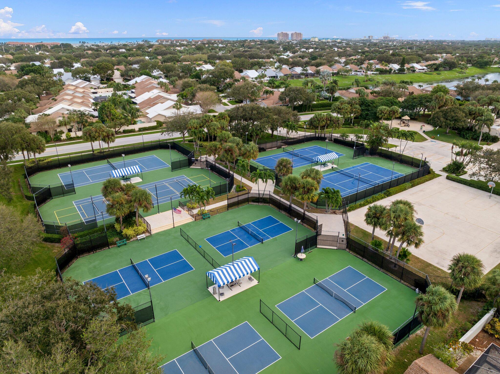 187 Harbourside Circle Jupiter, FL 33477 - Photo 33 of 38 64-web-or-mls-DJI_0716