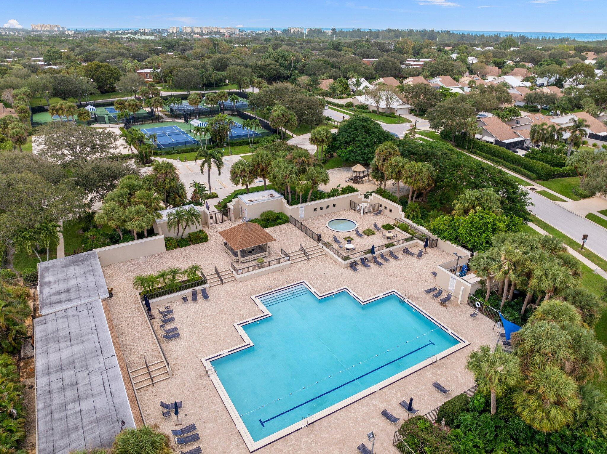 187 Harbourside Circle Jupiter, FL 33477 - Photo 36 of 38 61-web-or-mls-DJI_0701