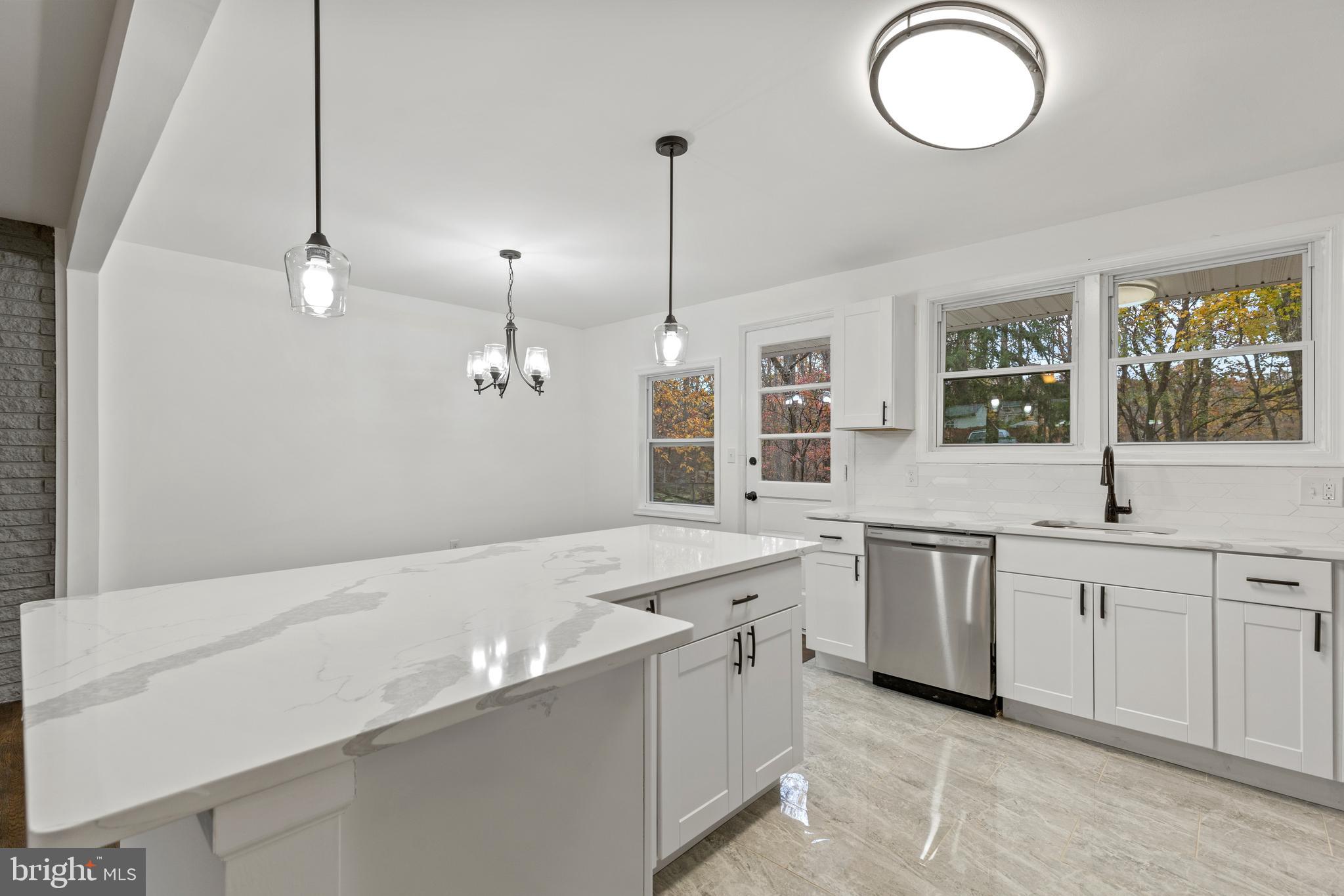 1503 Ladd Street Silver Spring, MD 20902 - Photo 11 of 39 Gallery Image 11