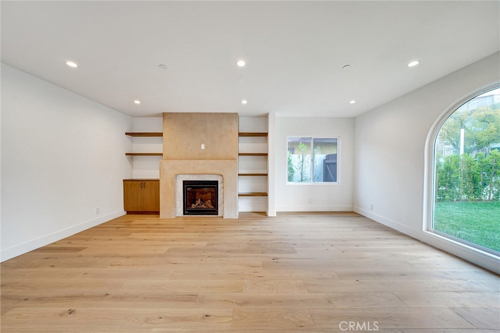 1569-1571 Wesley Avenue Pasadena, CA 91104 - Photo 3 of 41