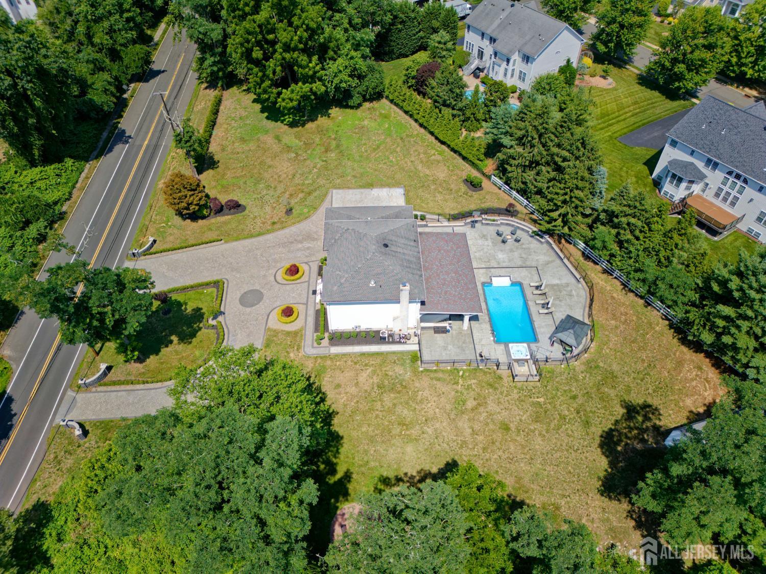 55 School Road Marlboro, NJ 07746 - Photo 6 of 65