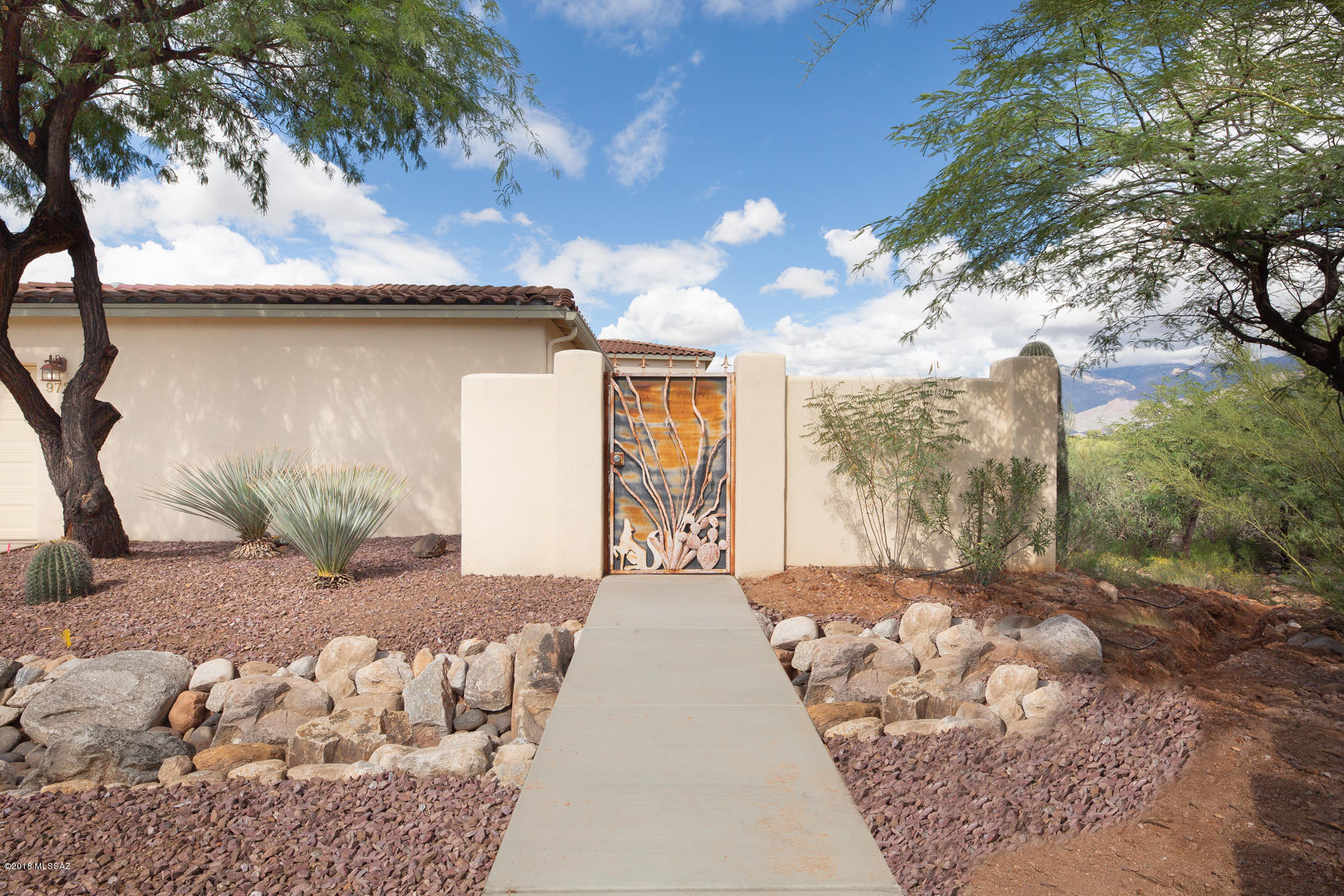 9721 East Kleindale Road Tucson, AZ 85749 - Photo 2 of 33