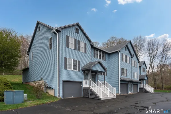 $333,000 | 24 Mallard Court, Unit 24, Wallingford, CT 06492