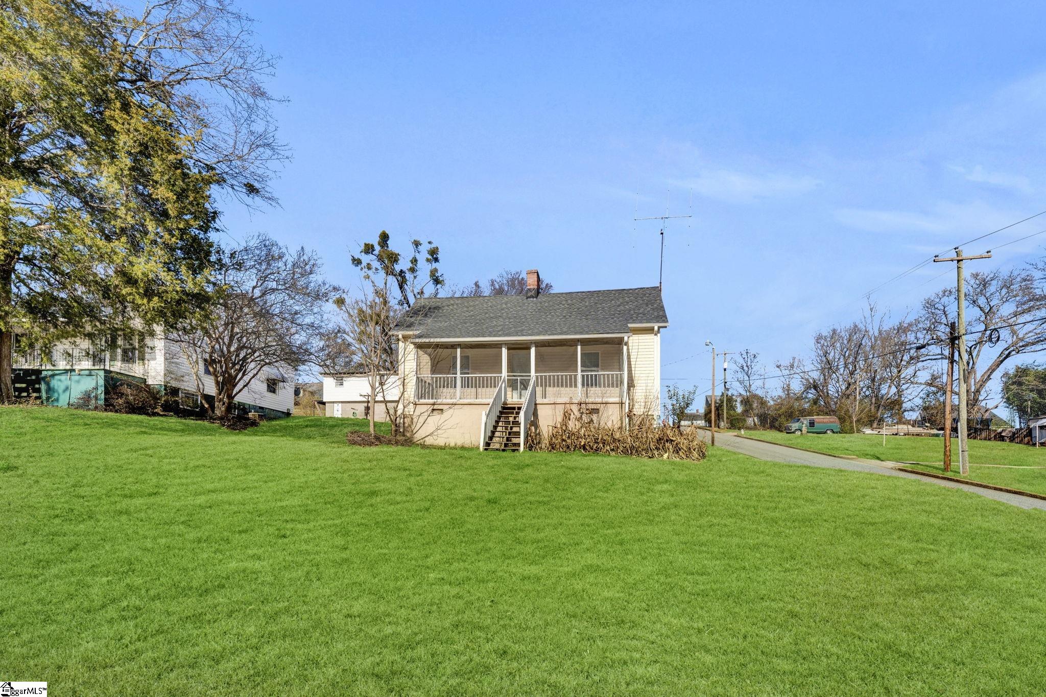 2410 Racing Road Greer, SC 29651 - Photo 1 of 31 Gallery Image 1