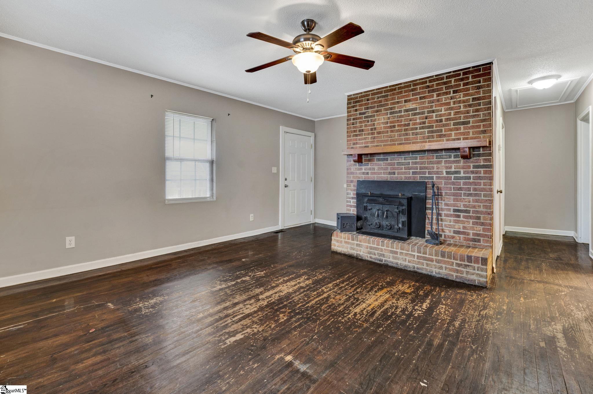 2410 Racing Road Greer, SC 29651 - Photo 14 of 31 Gallery Image 14