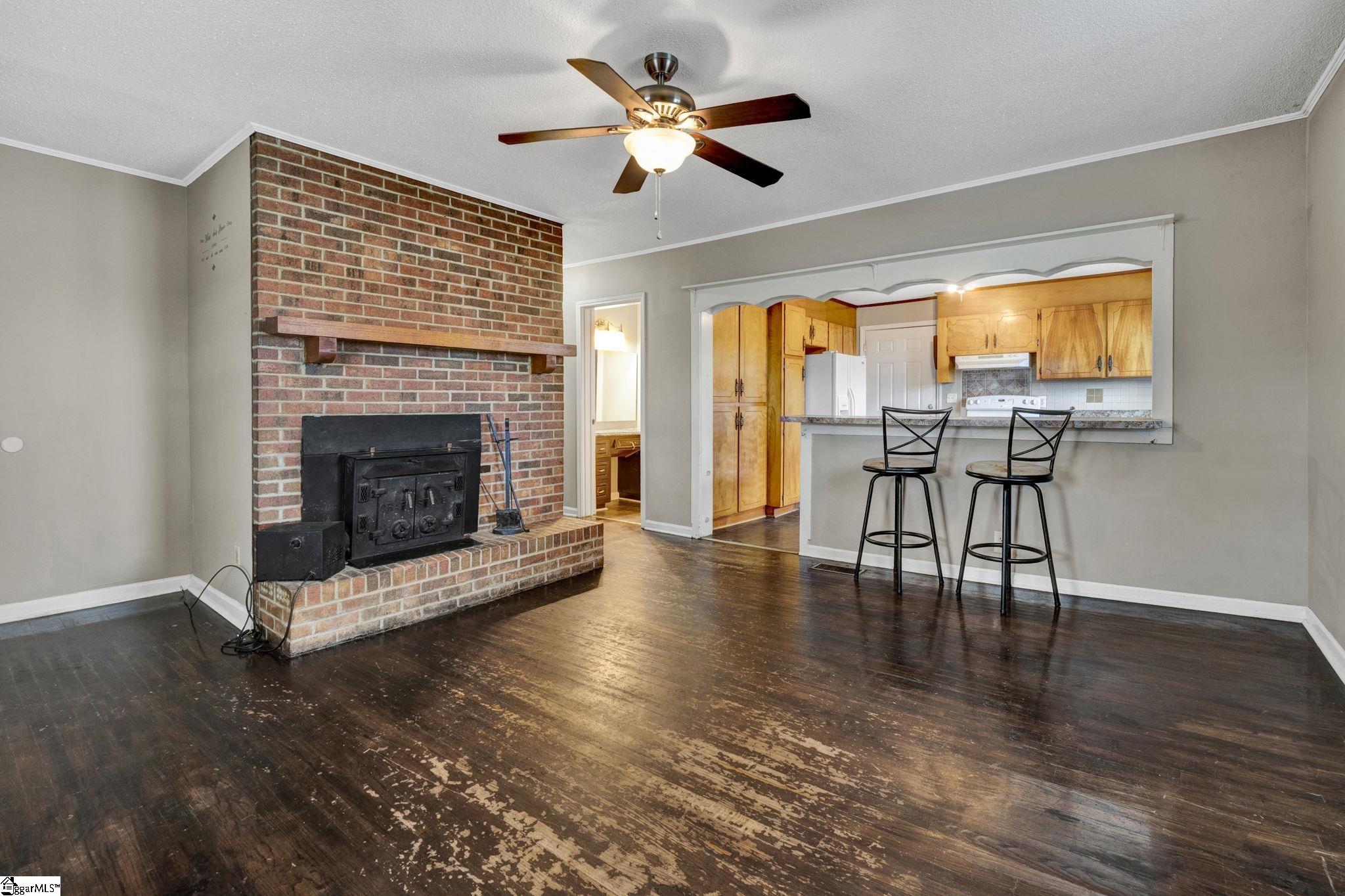 2410 Racing Road Greer, SC 29651 - Photo 15 of 31 Gallery Image 15