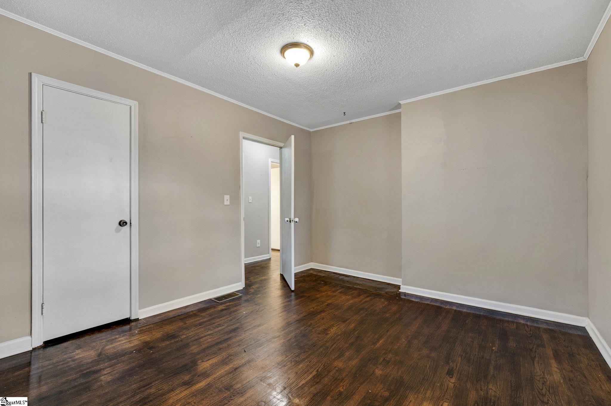 2410 Racing Road Greer, SC 29651 - Photo 17 of 31 Gallery Image 17