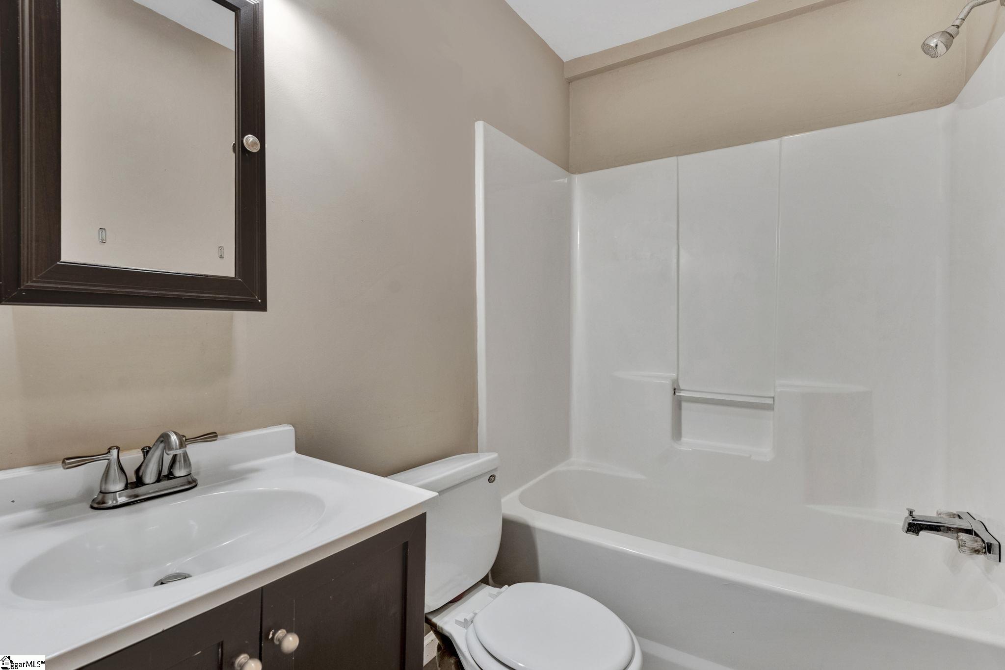 2410 Racing Road Greer, SC 29651 - Photo 21 of 31 Gallery Image 21