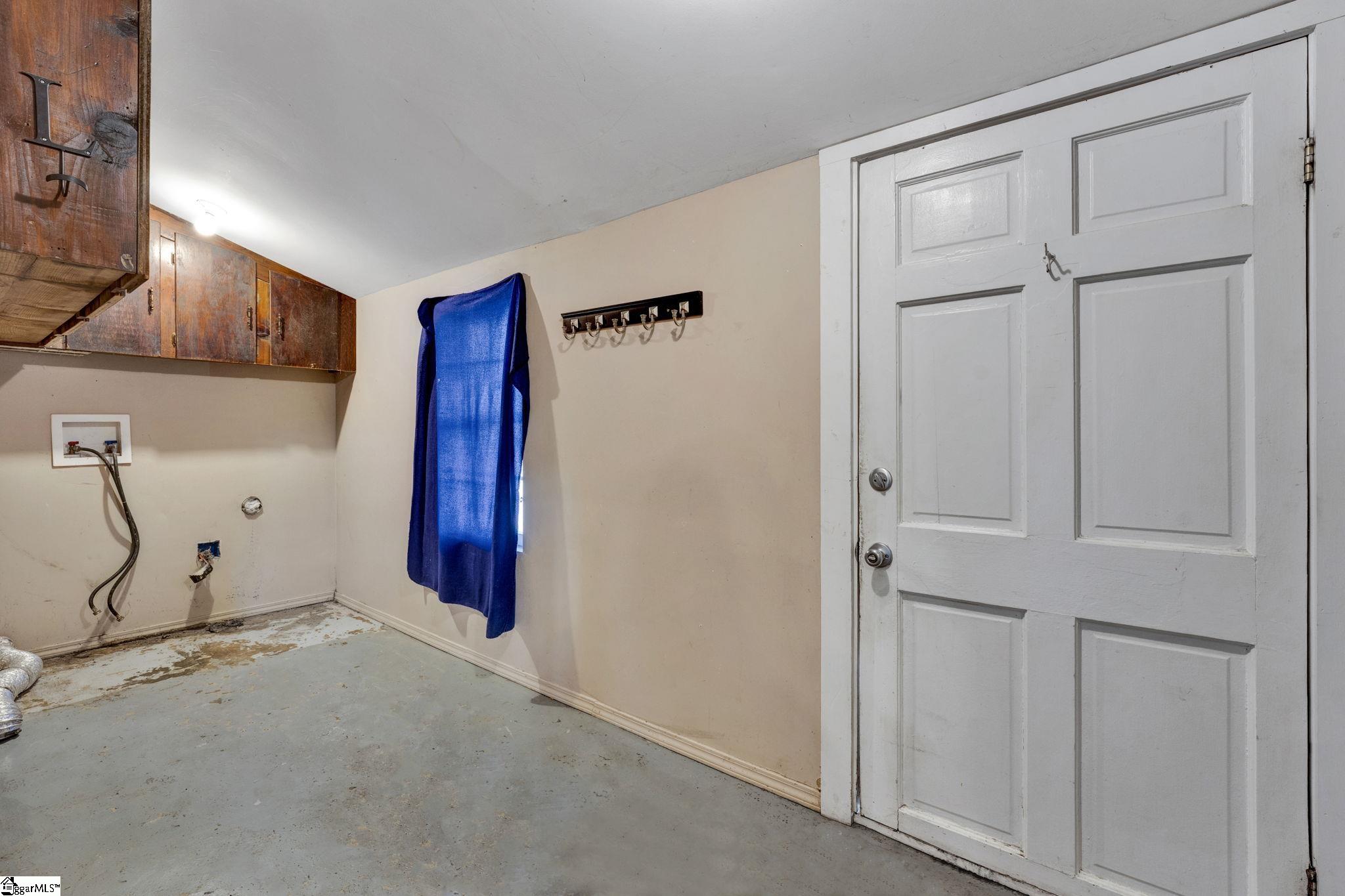 2410 Racing Road Greer, SC 29651 - Photo 24 of 31 Gallery Image 24