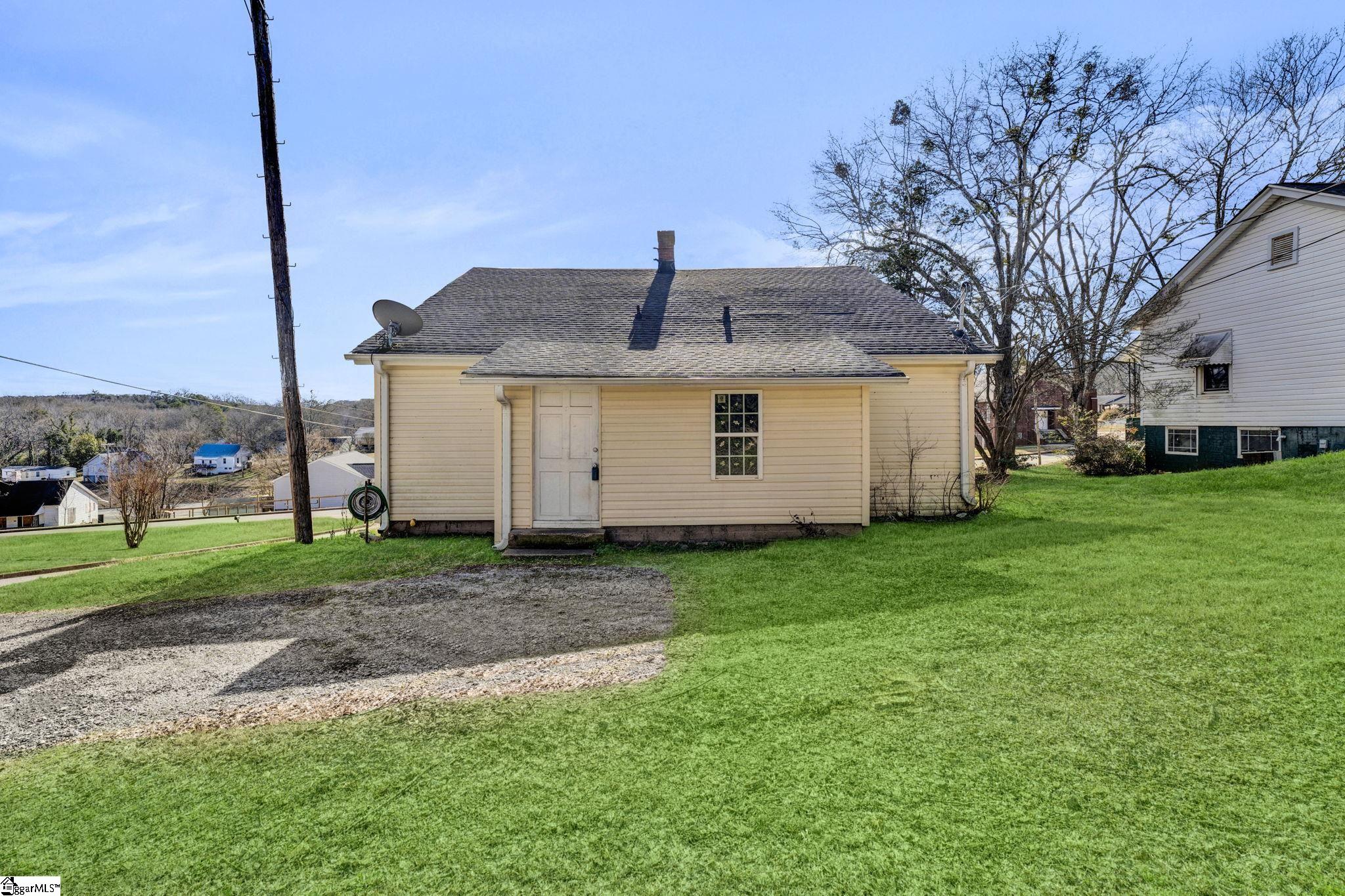 2410 Racing Road Greer, SC 29651 - Photo 28 of 31 Gallery Image 28