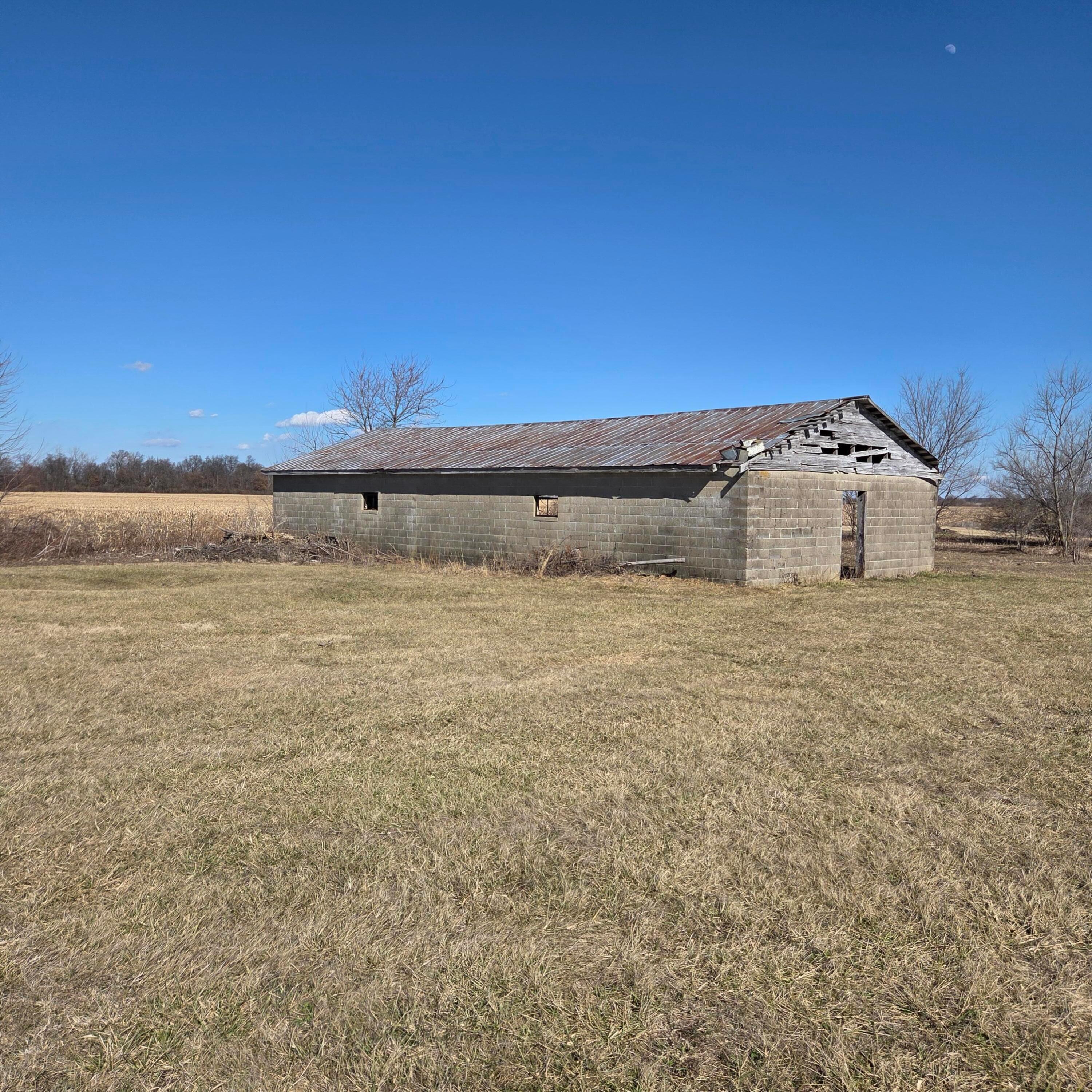 2105 Stonerock Road Williamsport, OH 43164 - Photo 15 of 22 11846