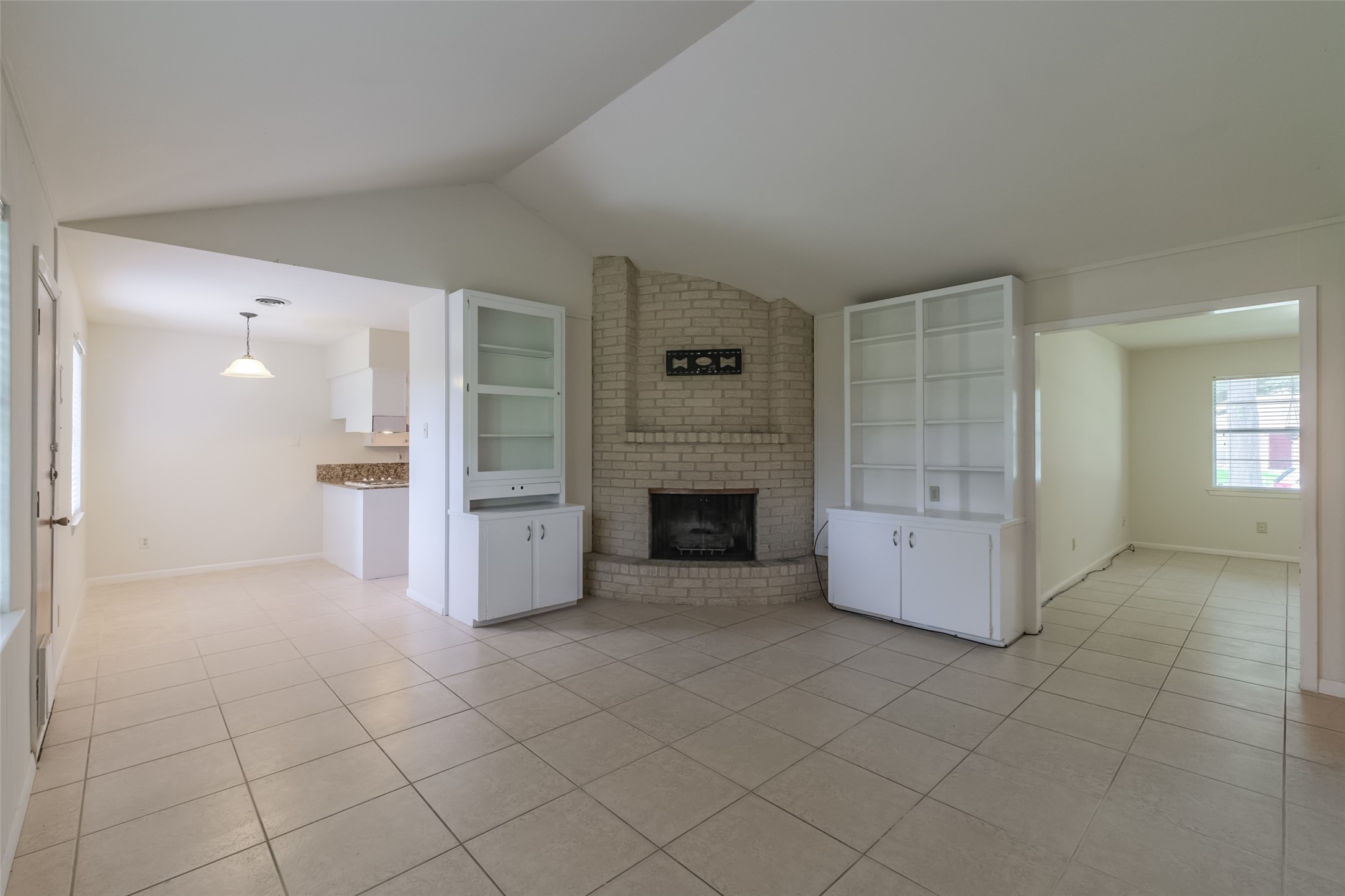 7614 Grape Street Houston, TX 77074 - Photo 5 of 18