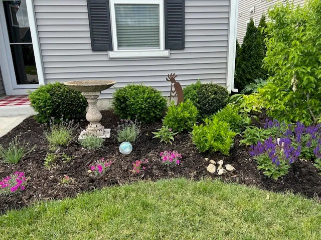 $380,000 | 320 Sussex Lane, North Aurora, IL 60542